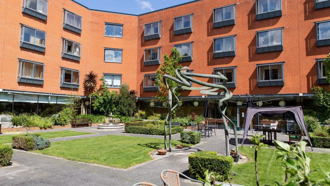 Freedman House care home exterior and garden